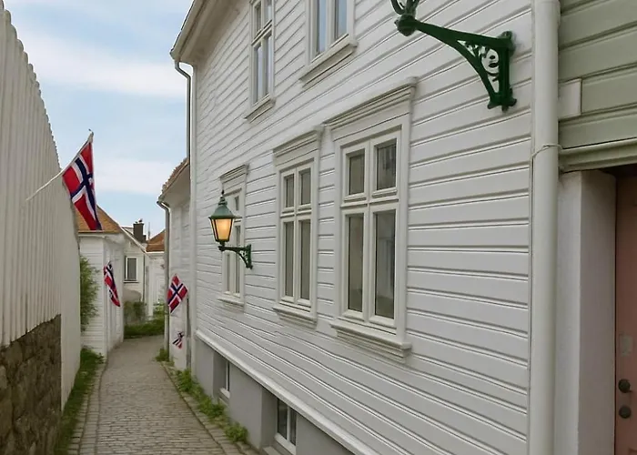 Center - Quiet Gem - Norwegians Minimum Age 25 דירה ברגן